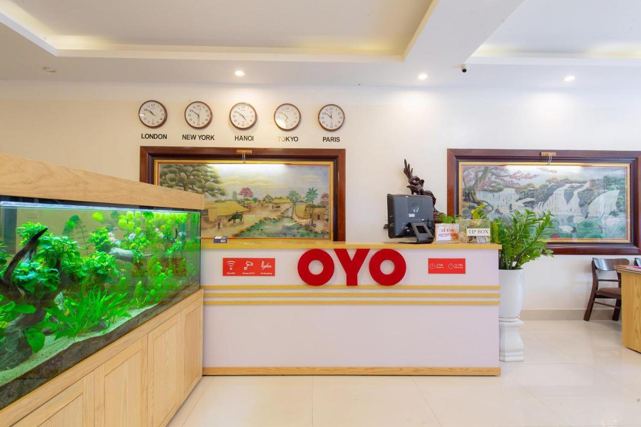 Oyo 383 Luxury Airport Hotel & Spa Hanoi Exterior photo